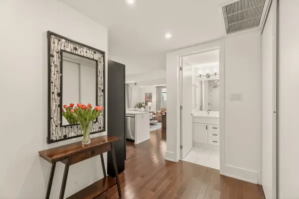 131 Holland AVE #503, Tunneys Pasture And Ottawa West, ON K1Y 3A2