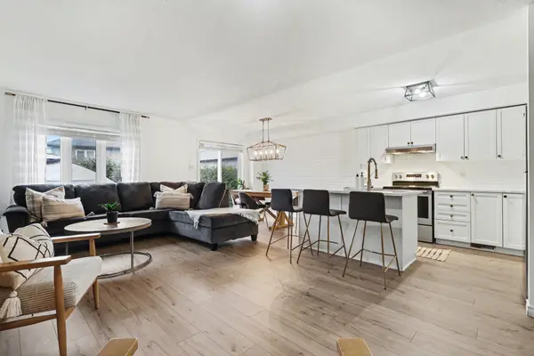 218 Rolling Meadow CRES, Orleans - Convent Glen And Area, ON K1W 0B1