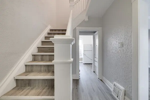 61 Eby ST S #B, Kitchener, ON N2G 3K9