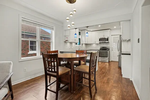 53 Bell AVE, Hamilton, ON L8K 3E2