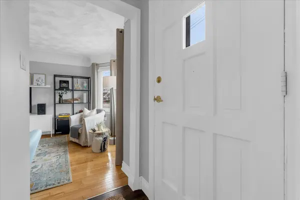 189 EAST 14TH ST, Hamilton, ON L9A 4B7