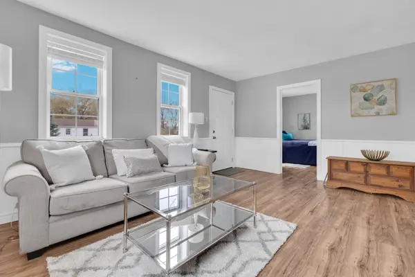 1030 Oak AVE, Kingsville, ON N9Y 3T6