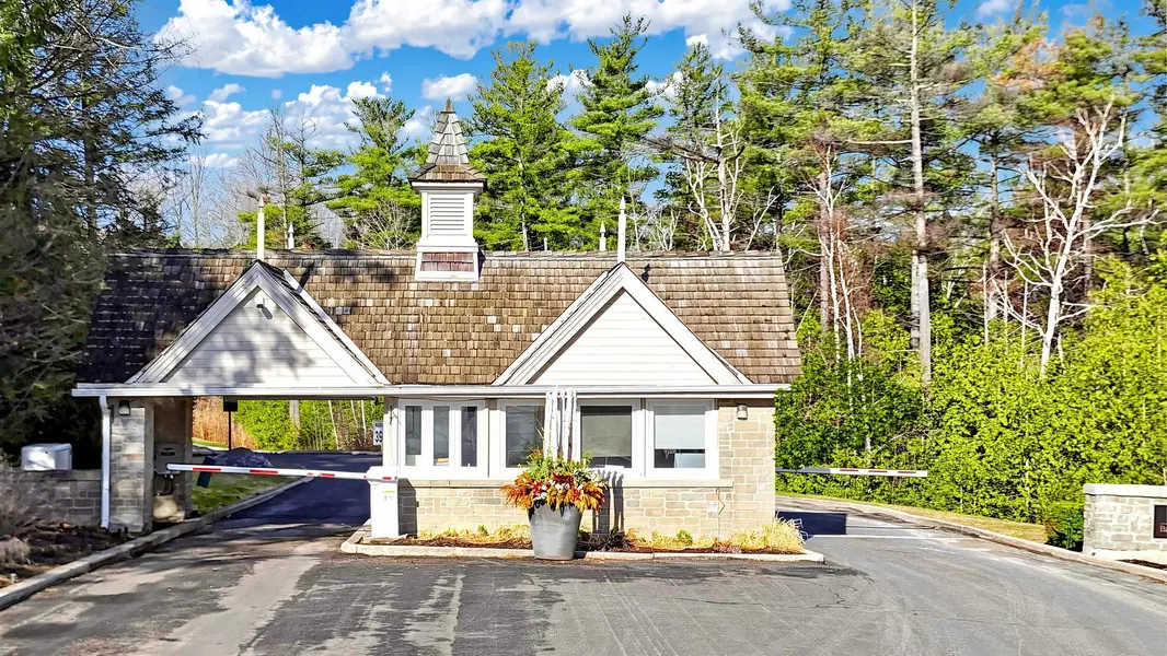 225 Meadow Lark LN #57, Aurora, ON L4G 0L5