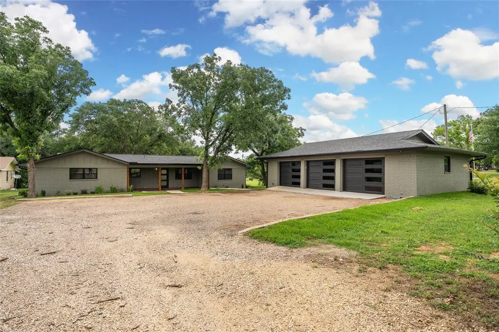 499 County Road 1812, Clifton, TX 76634