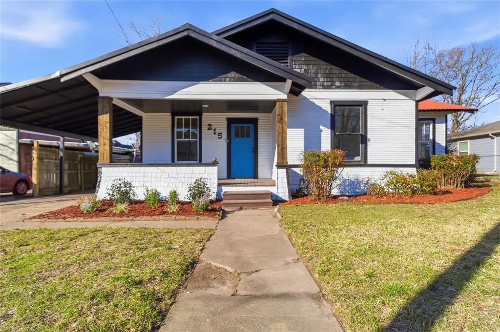 215 E 12th Street, Bonham, TX 75418