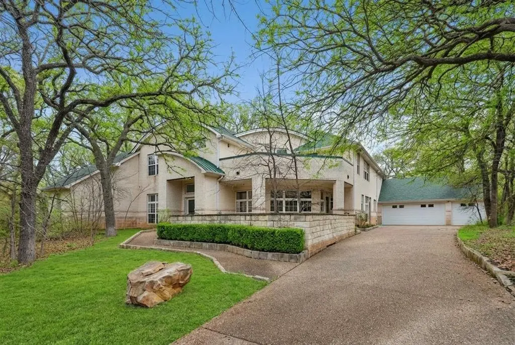 611 Alexandrite Drive, Oak Point, TX 75068