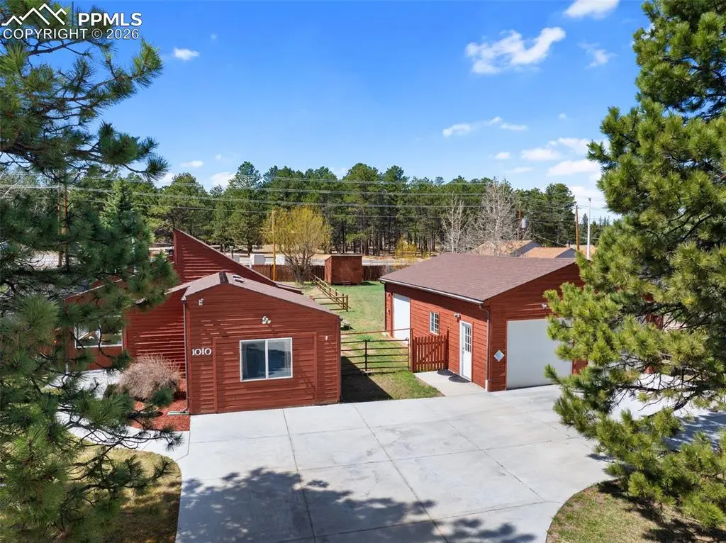 1010 W Sundance ST, Woodland Park, CO 80863
