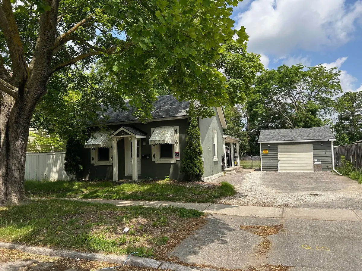 26 Caroline ST, Barrie, ON L4N 2S3