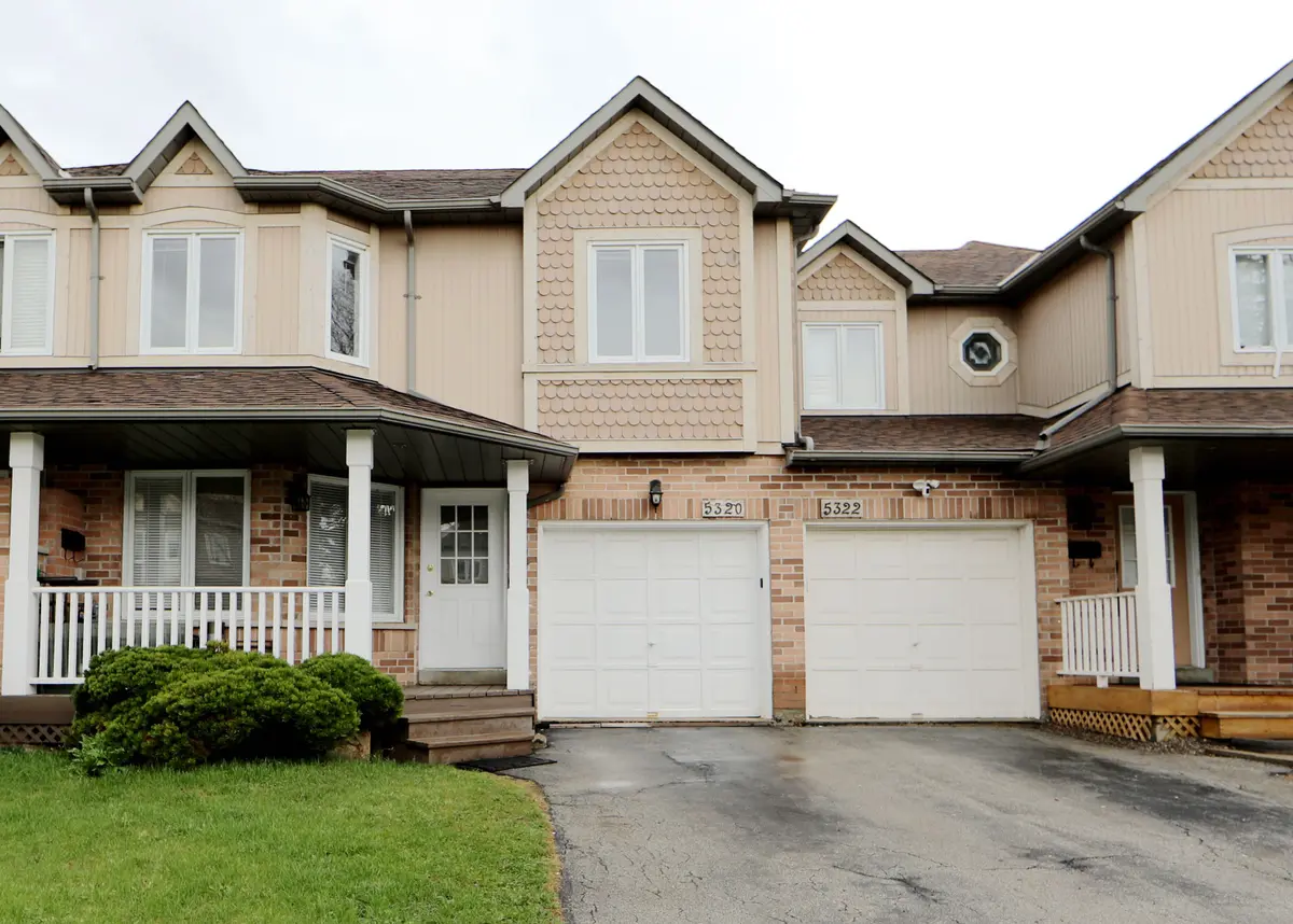 5320 Bushelgrove CIR, Mississauga, ON L5M 6C6