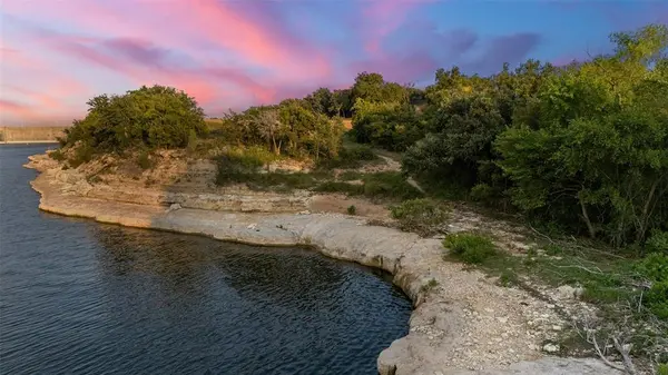 499 County Road 1812, Clifton, TX 76634