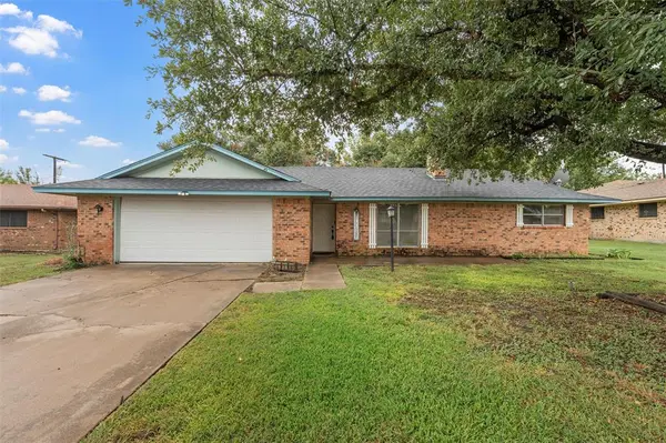 238 Royal Drive, Marlin, TX 76661