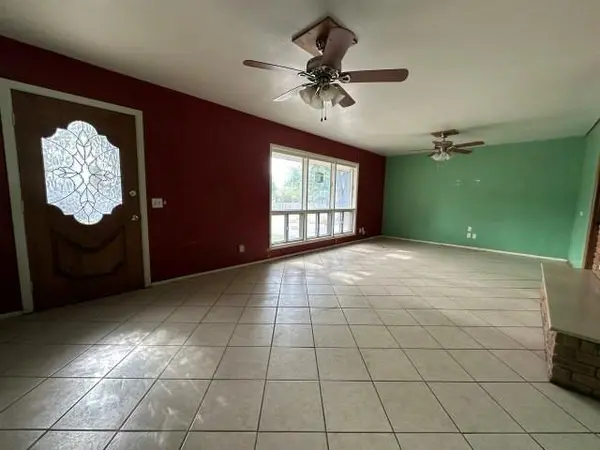 107 Manor Street, Sonora, TX 76950