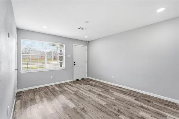 6129 Singing Hills Drive, Dallas, TX 75241