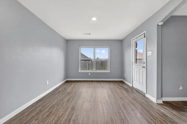 3011 Watercrest Drive, Sanger, TX 76266