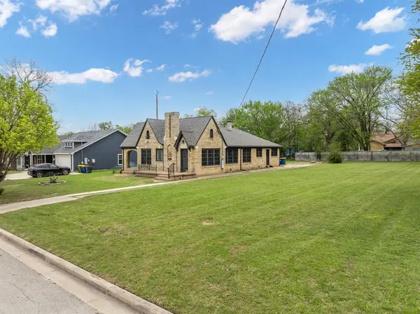 1004 E Franklin Street, Hillsboro, TX 76645