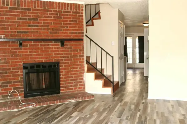 10500 Lake June Road #M07, Dallas, TX 75217