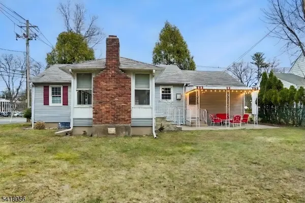 284 Madison Ave, Cresskill Boro, NJ 07626