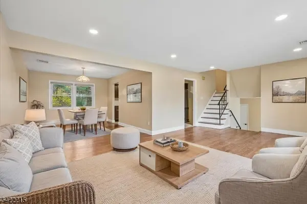 61 N Hillside Ave, Roxbury Twp., NJ 07876