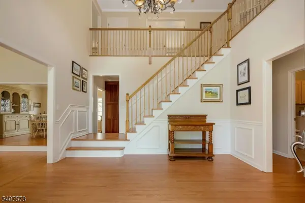 1 Bell Ct, Chester Twp., NJ 07930