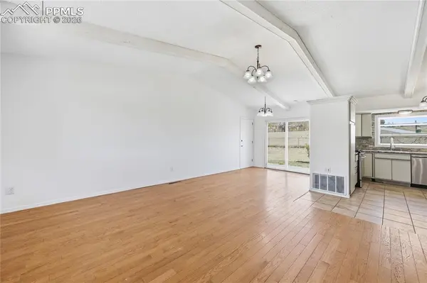 6729 Nokomis CIR, Colorado Springs, CO 80915