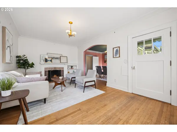 1805 SE 58TH AVE, Portland, OR 97215