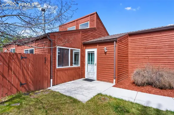 1010 W Sundance ST, Woodland Park, CO 80863