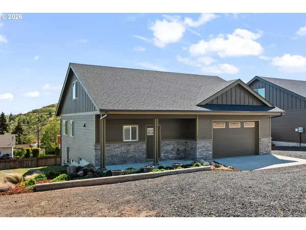 1159 W PINE ST, The Dalles, OR 97058