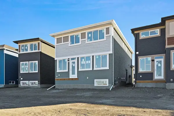 405 Corner Glen WAY NE, Calgary, AB T3N 2P1