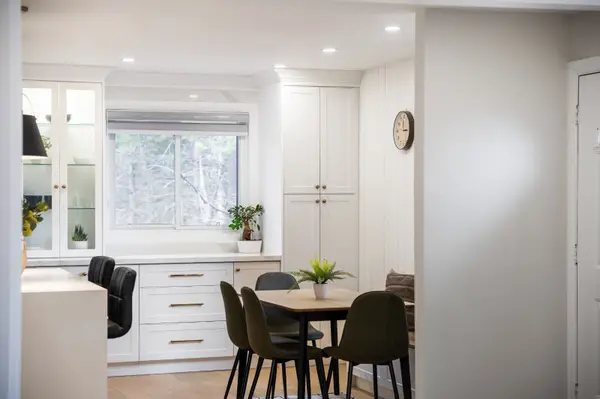 474 Taunton RD W, Ajax, ON L1T 4S9