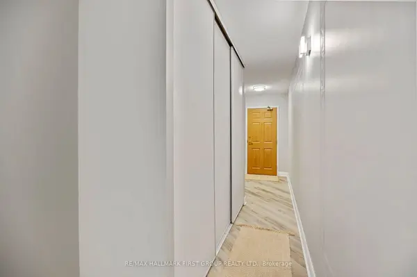 2 WESTNEY RD N #1109, Ajax, ON L1T 3H3