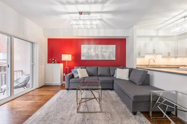 9944 Keele ST #102, Vaughan, ON L6A 3Z4