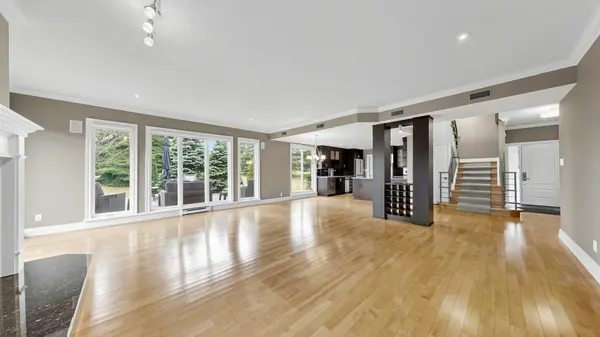 225 Meadow Lark LN #57, Aurora, ON L4G 0L5