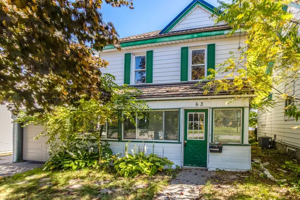 63 Fifth ST E, Midland, ON L4R 3V4