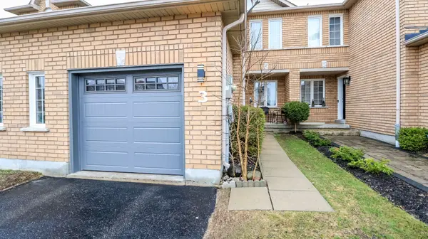 3 Coleman DR, Barrie, ON L4N 0R5