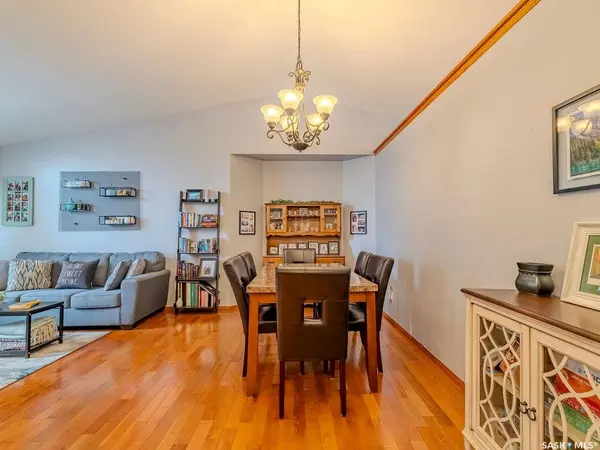 2306 Kenderdine ROAD, Saskatoon, SK S7N 4J5