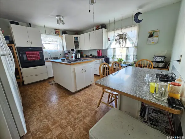 304 7th AVENUE SE, Swift Current, SK S9H 3P7