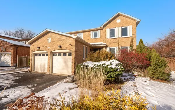 16 Cox CRES, Brampton, ON L6X 3H1