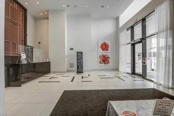 4011 Brickstone Mews #4301, Mississauga, ON L5B 0J7