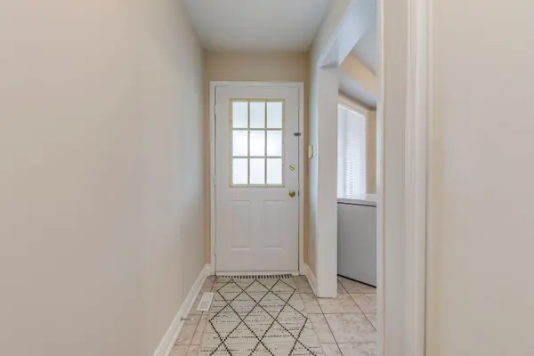 5320 Bushelgrove CIR, Mississauga, ON L5M 6C6