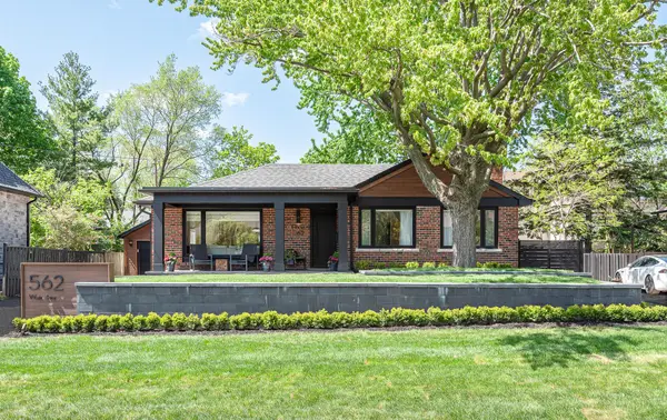 562 Weir AVE,  Oakville,  ON L6L 4X4