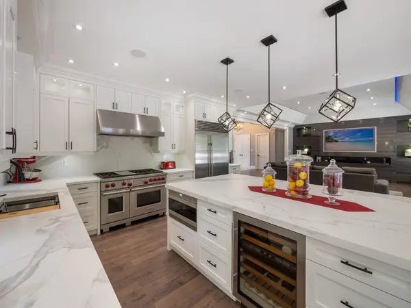 10088 Old Pine Crest RD, Halton Hills, ON L0P 1K0