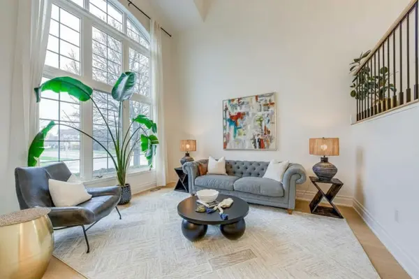 4267 Sarazen DR, Burlington, ON L7M 4Z2