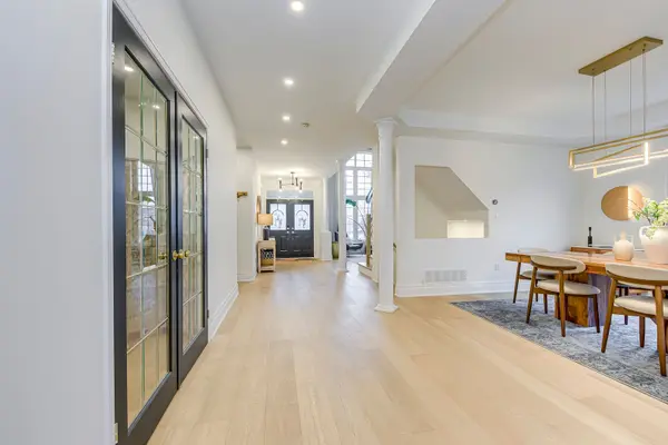 4267 Sarazen DR, Burlington, ON L7M 4Z2