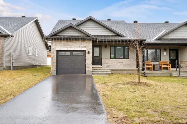 15 Yade RD, Arnprior, ON K1S 0K1