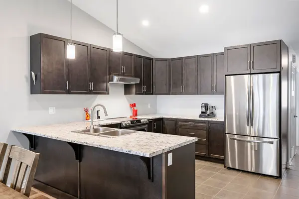 15 Yade RD, Arnprior, ON K1S 0K1