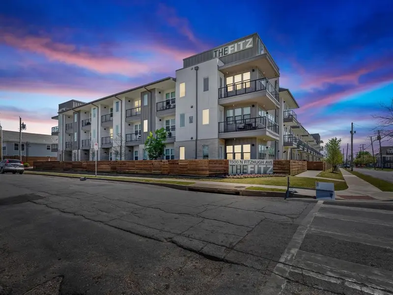 1500 N Fitzhugh Avenue, Dallas, TX 75204