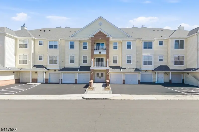 2103 Avery Ct, Franklin Twp., NJ 08873