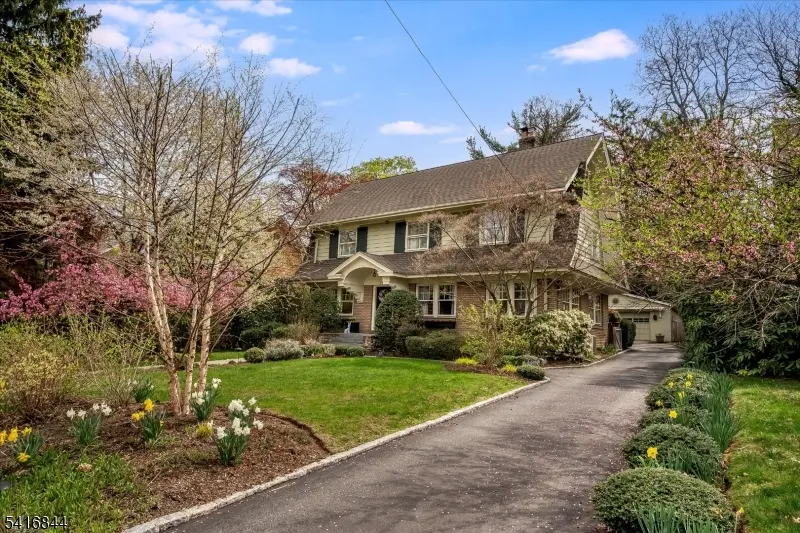 111 Montclair Ave, Montclair Twp., NJ 07042