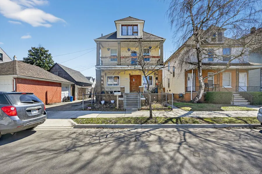 3034 Evaline ST, Hamtramck, MI 48212