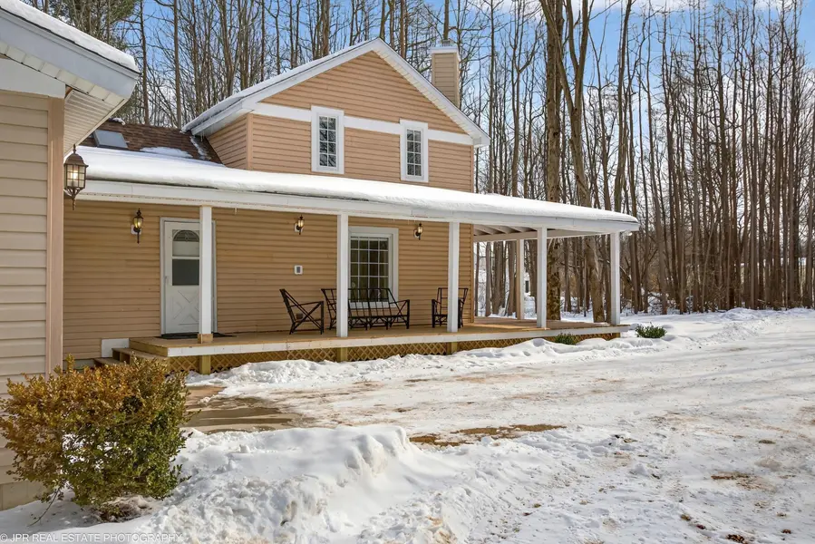 6811 116th AVE, Ganges Twp, MI 49408